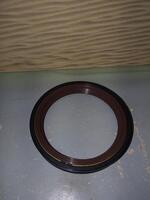 Pakdåse f/krumtap-aksel bag ved svinghjul (56x69x10 mm) Viton-gummi