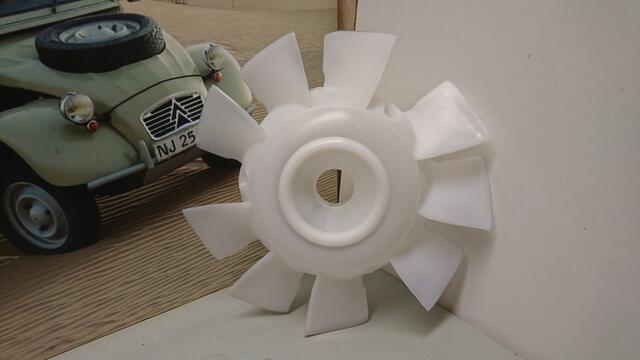 Ventilator propel i hvid/klar plastic - altså uden kileremshjul