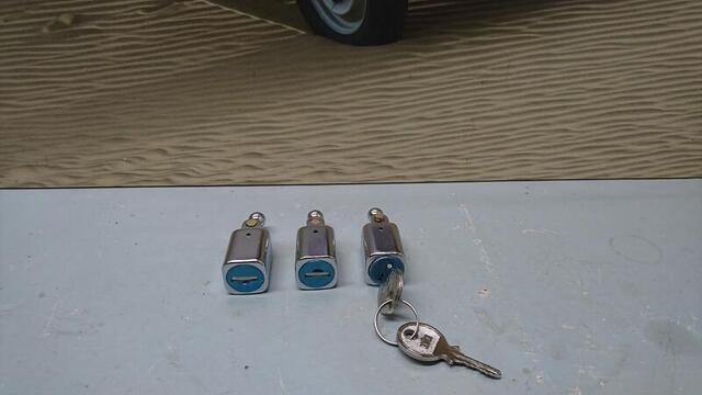Låsecylindersæt Dyane med 3 låse og 2 nøgler (hjemtages på bestilling)